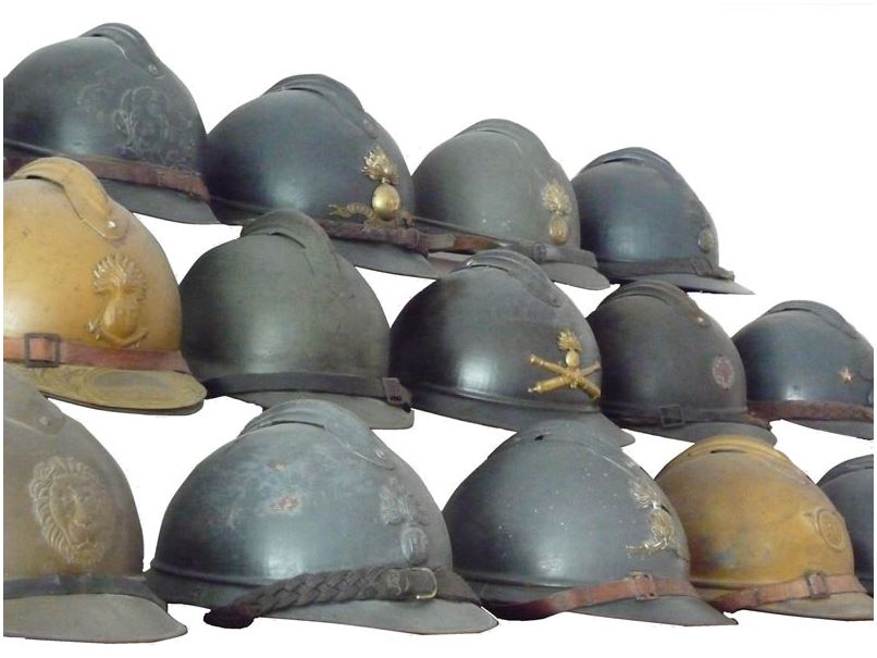 Collection de casques Adrian.