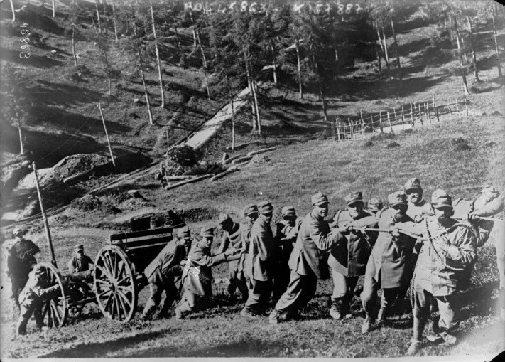 Armée italienne, transport d'artillerie lourde