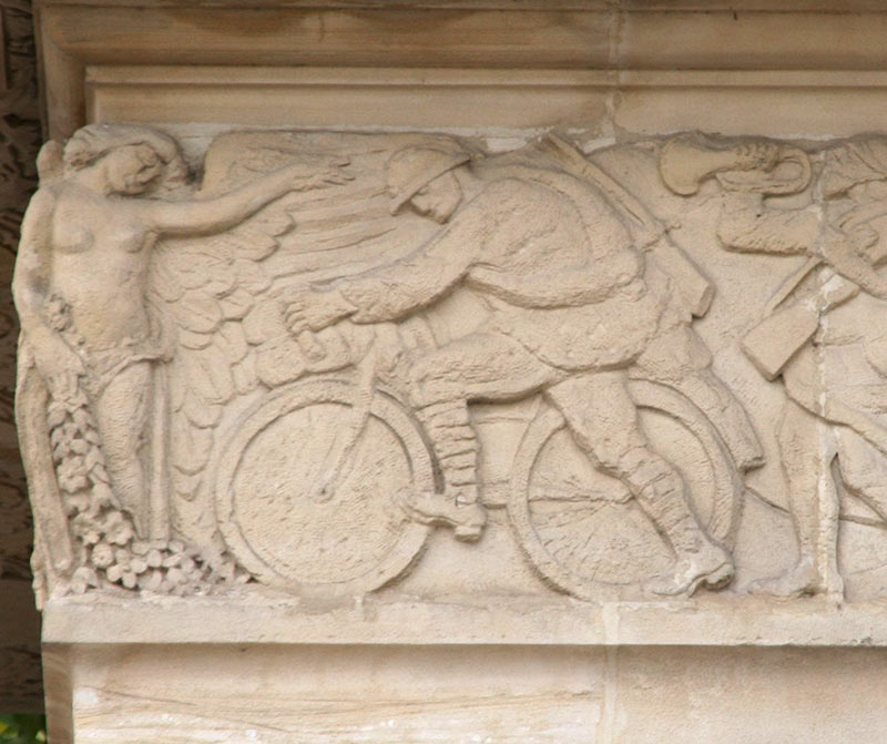 Cycliste combattant