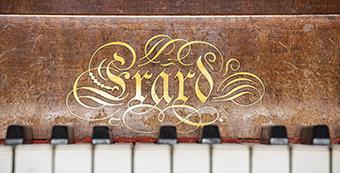 Les pianos de style Art déco en Occitanie