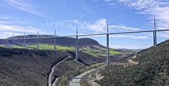 Les ponts et viaducs au Pays des Grands Causses.