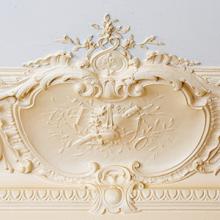 Chambre d'Henriette Vaïsse-Cibiel : détail du décor stuqué, Nègrepelisse (82)