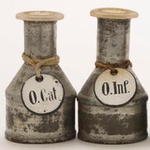 Ampoules aux saintes huiles, église Saint-Jean-Baptiste, Saint-Jean-de-la-Blaquière (34)
