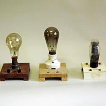 Série d'ampoules pédagogiques,  lycée Las Cases, Lavaur (81)