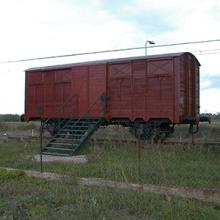Wagon et plaque commémorative de l'Internement et de la Déportation de la guerre de 1939-1945, Le Vernet (09)