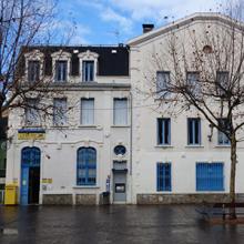 Ancienne mairie et bureau de poste, actuellement bureau de poste,  Ax-les-Thermes (09)